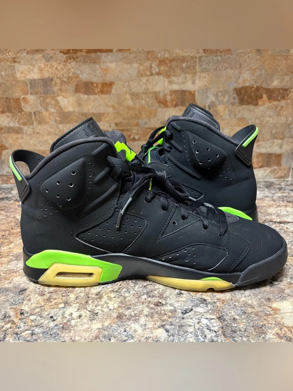 Air Jordan retro 6 Electric Green CT8529-003 Size 11.5